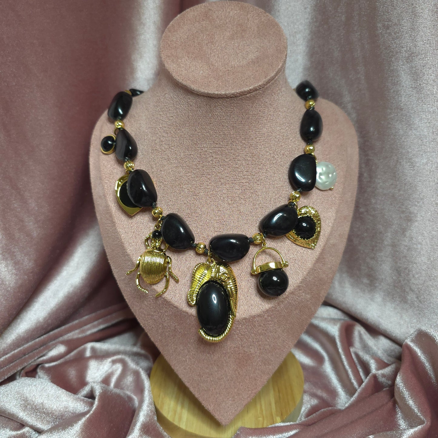 COLLIER 30