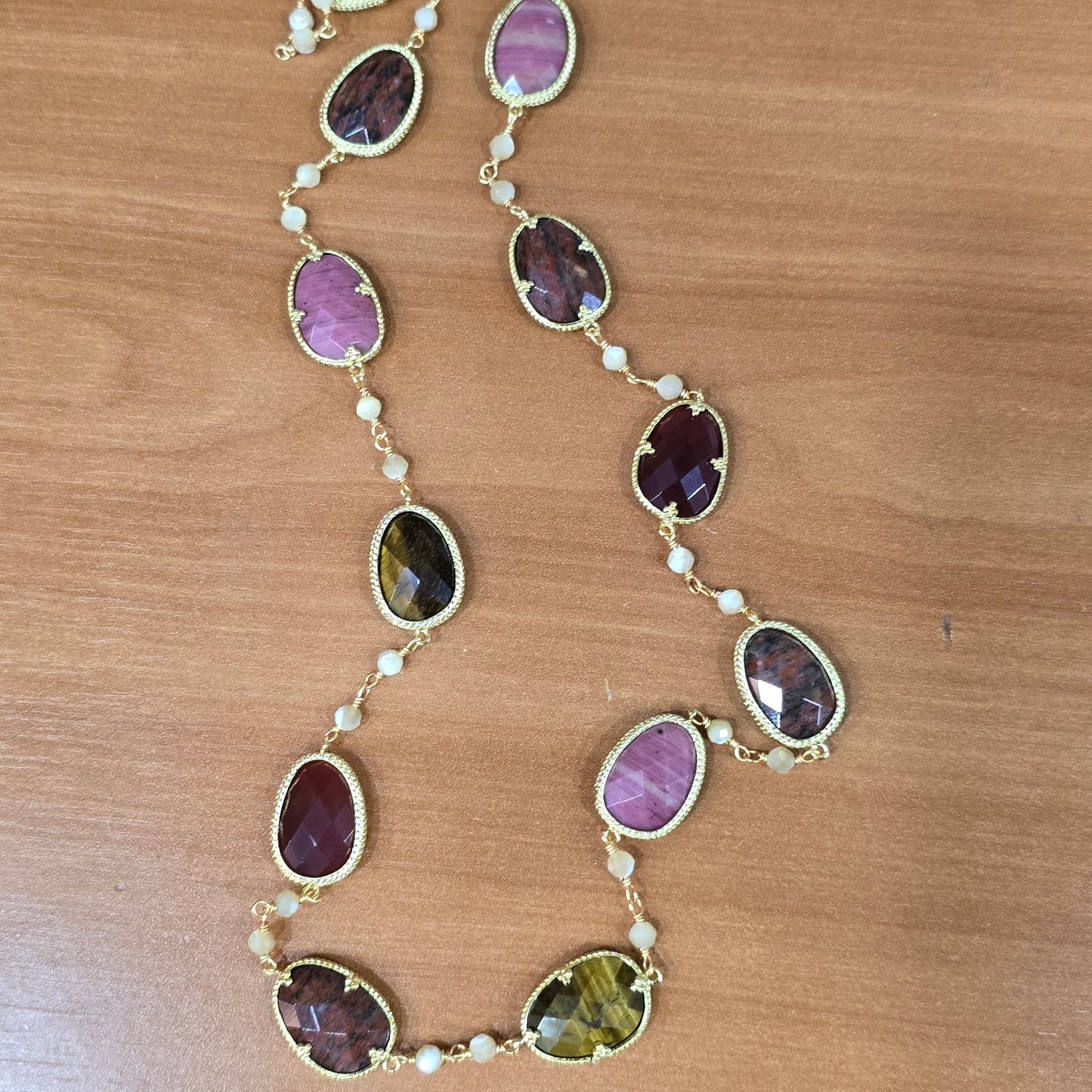 Sautoir et collier pierres naturelles
