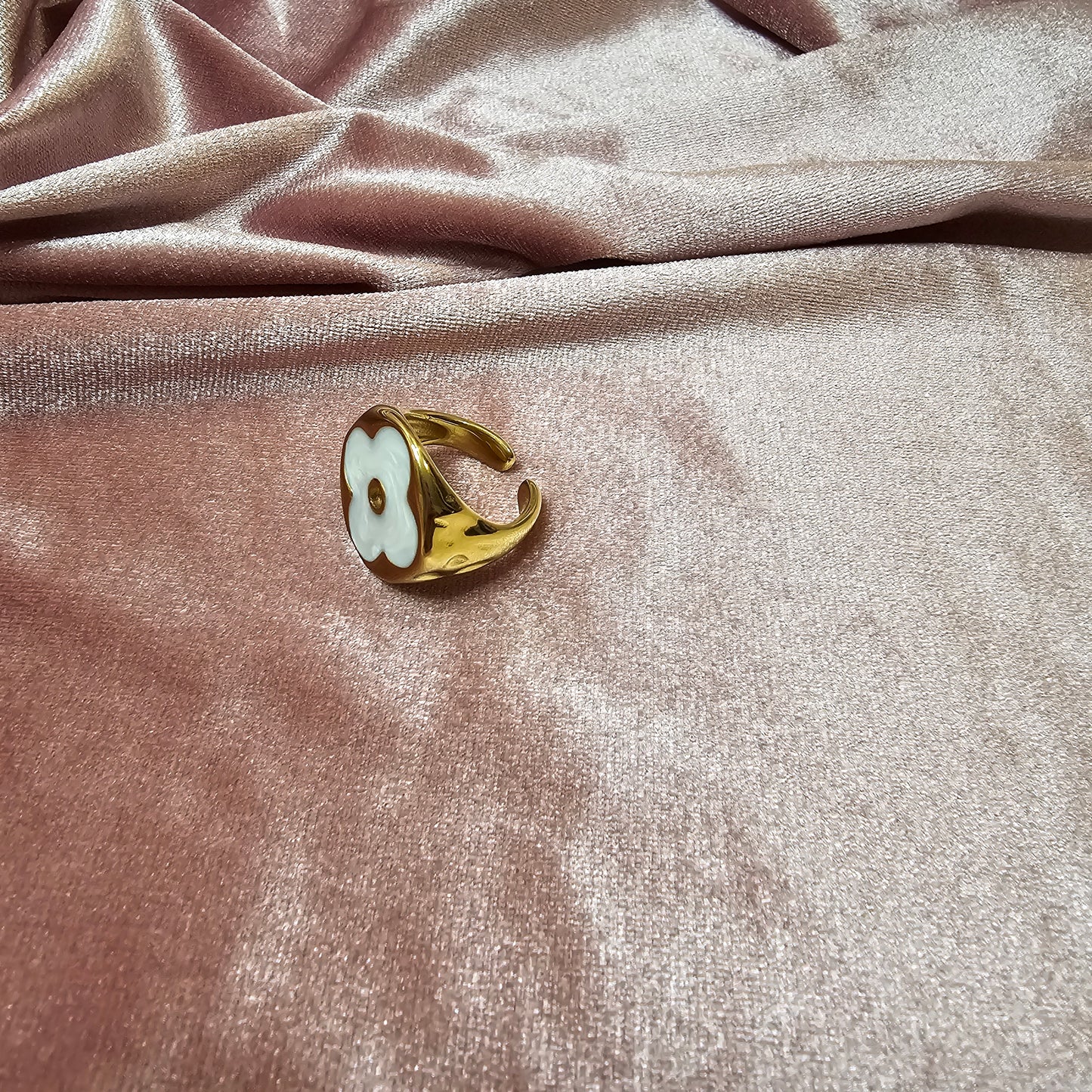 Bague Trefle Blanche INSPI LV
