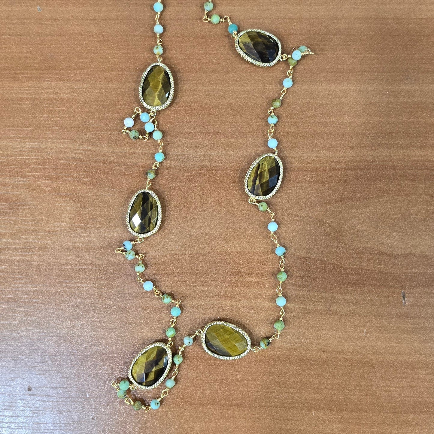 Sautoir et collier pierres naturelles