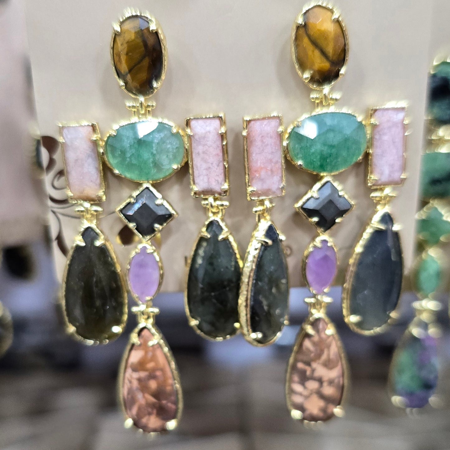 Boucle d'oreilles HABAHA Pierres Naturelles part 1