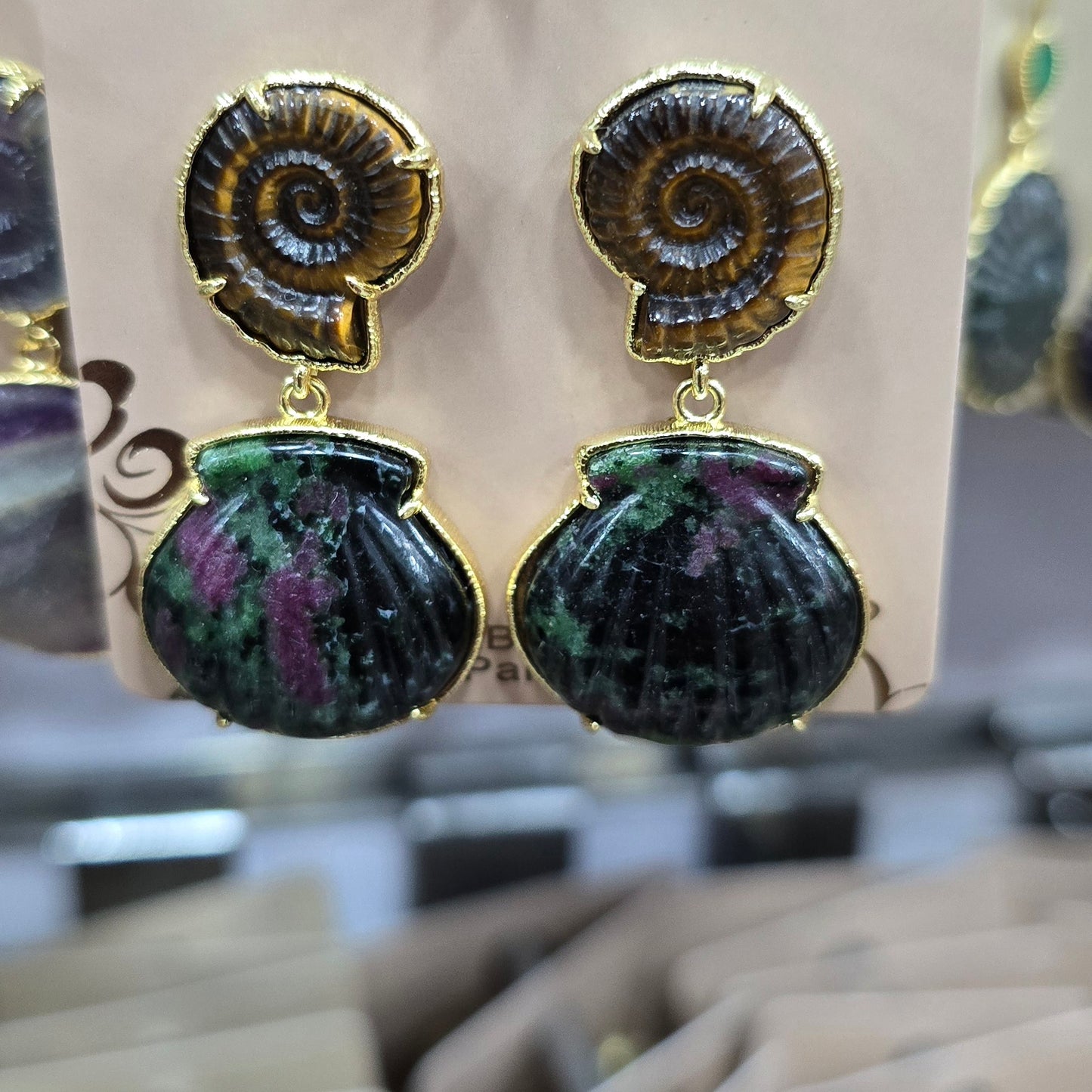 Boucle d'oreilles HABAHA Pierres Naturelles part 1