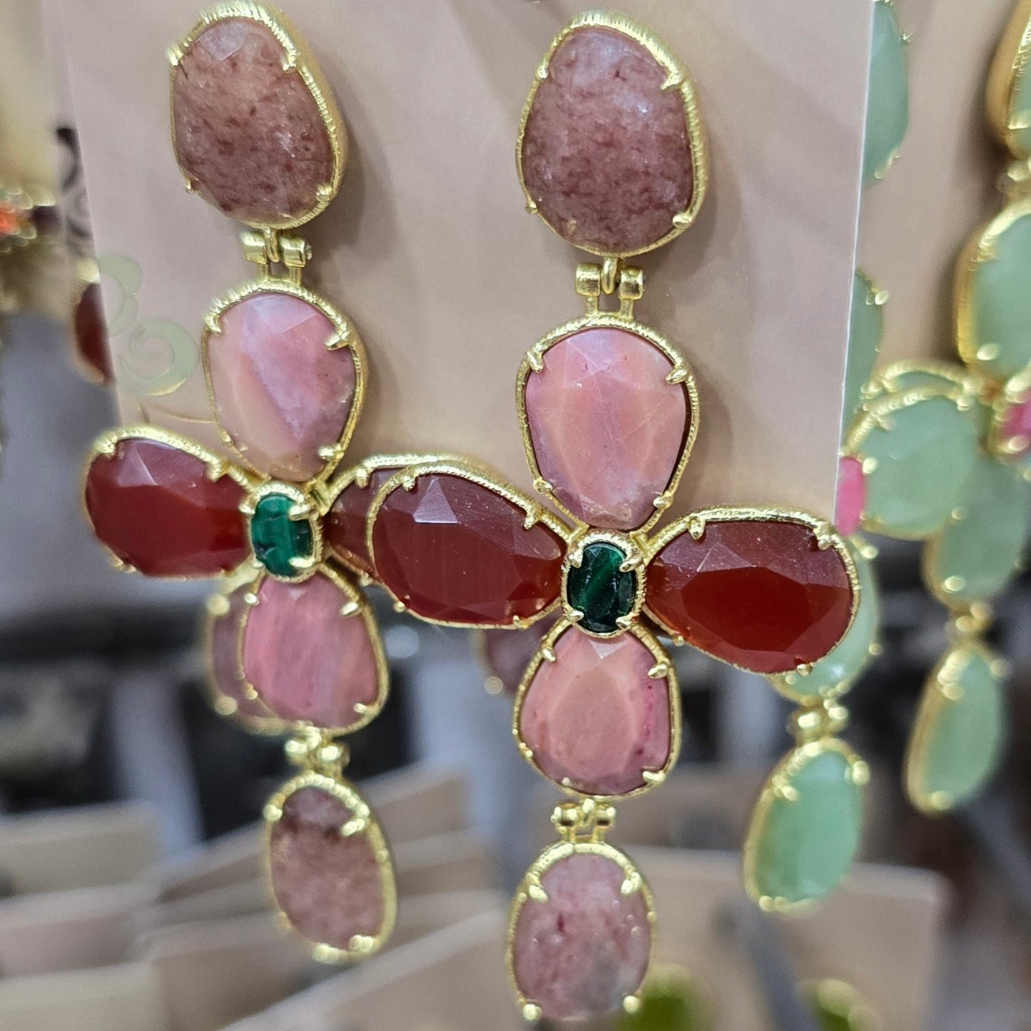 Boucle d'oreilles HABAHA Pierres Naturelles part 1