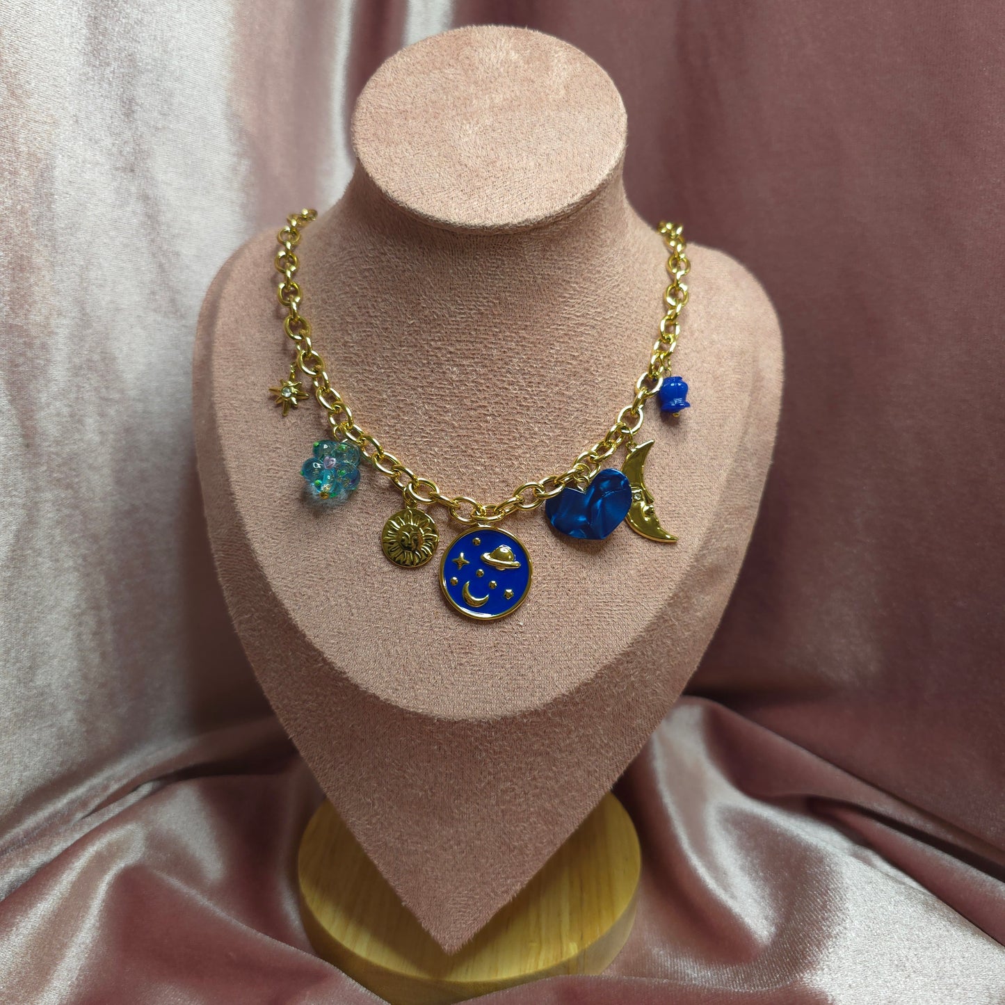 COLLIER 3
