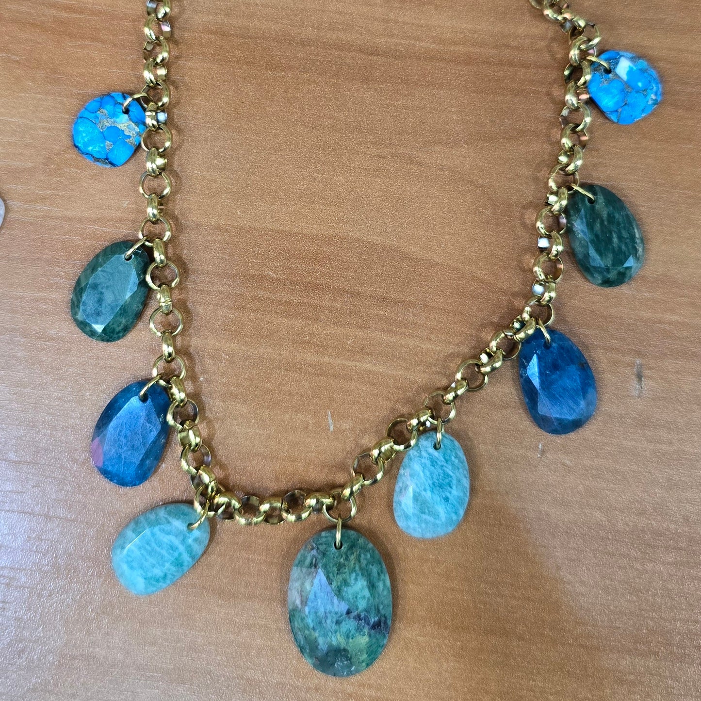 Sautoir et collier pierres naturelles
