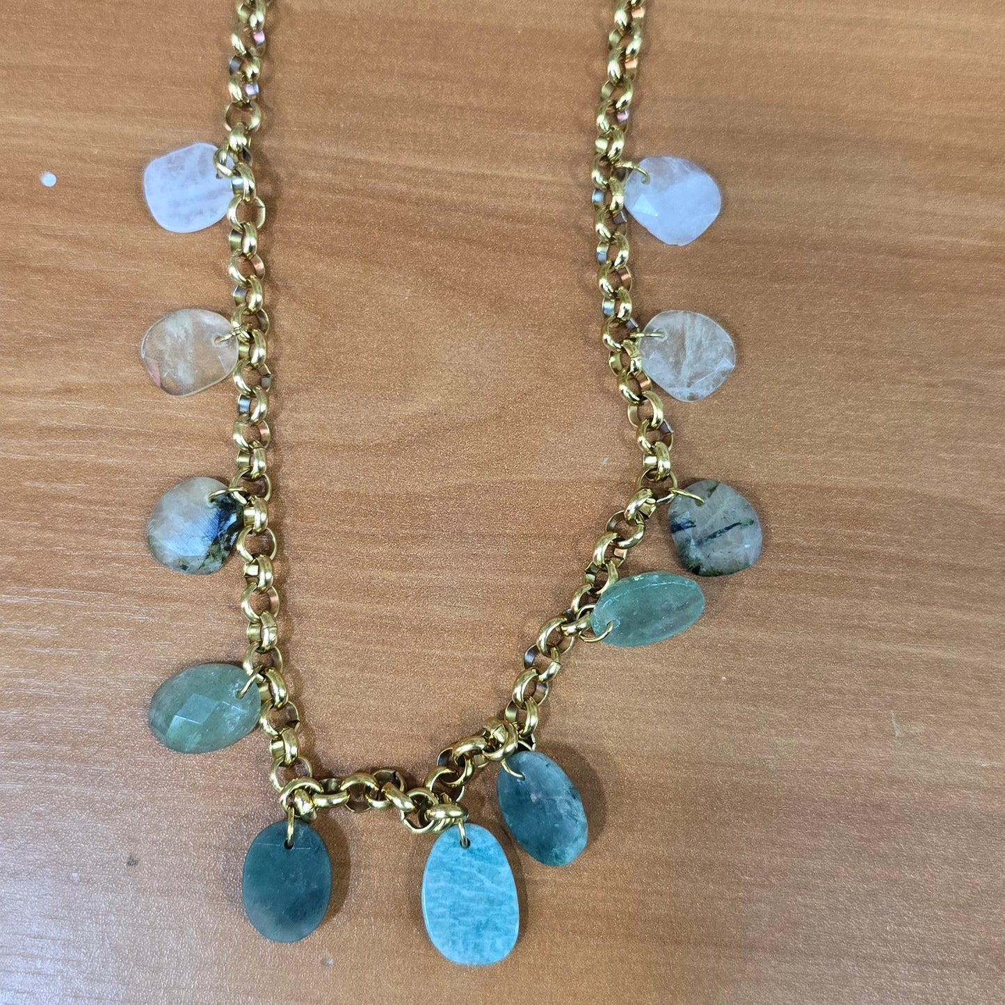 Sautoir et collier pierres naturelles