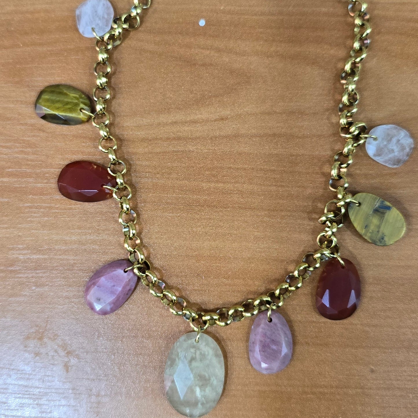 Sautoir et collier pierres naturelles