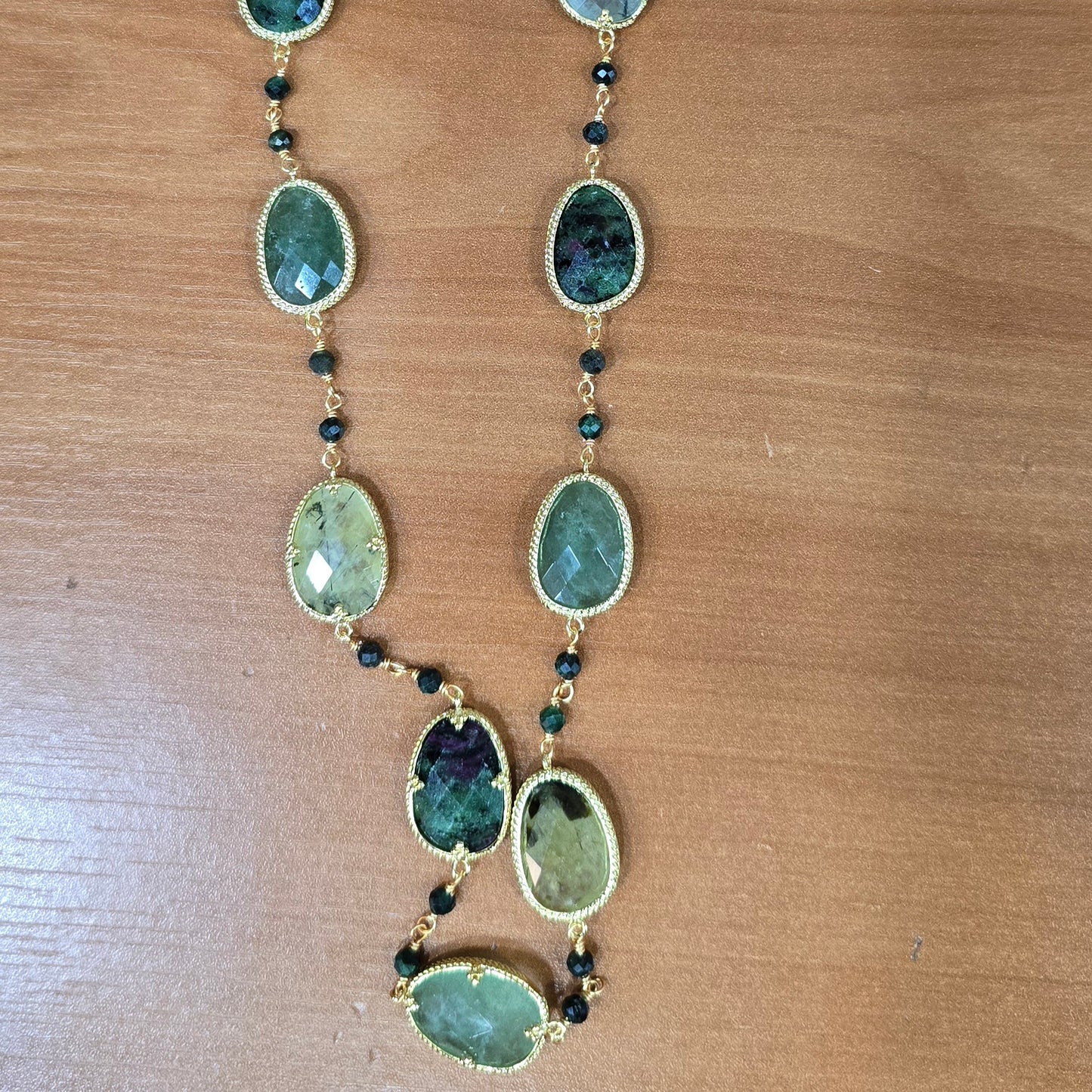Sautoir et collier pierres naturelles