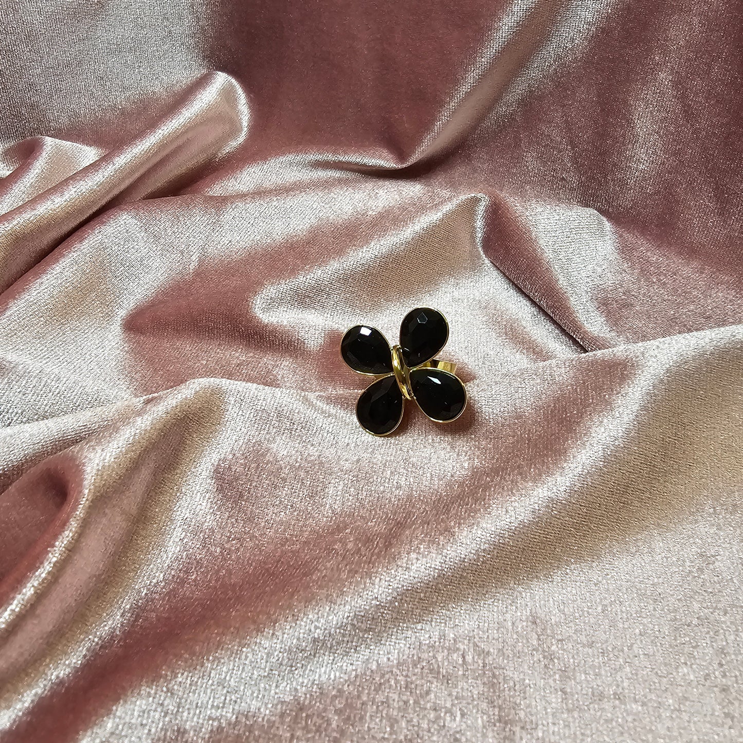 BAGUE FLEUR NOIRE