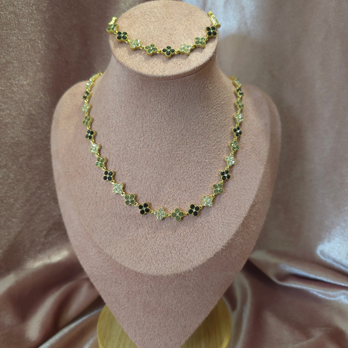 Duo strass a 40 €