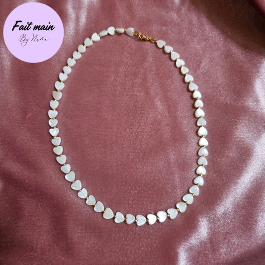 COLLIER COEUR NACRÉ BLANC