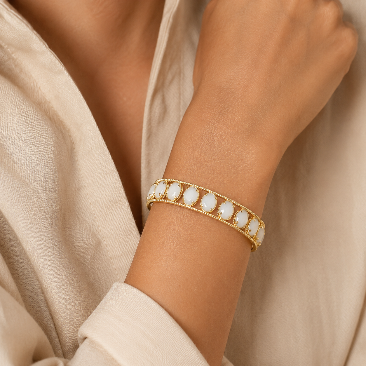 Bracelet Habaha Paris oeil de chat Blanc vue 2 — bracelet doré femme | Habaha Paris