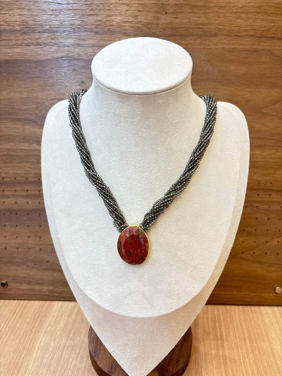 Collier HABAHA en Pierres Naturelles