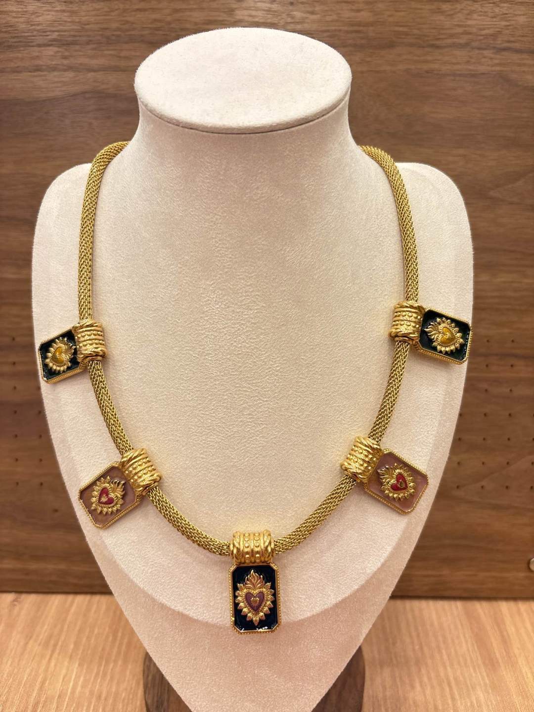 Collier HABAHA en Pierres Naturelles