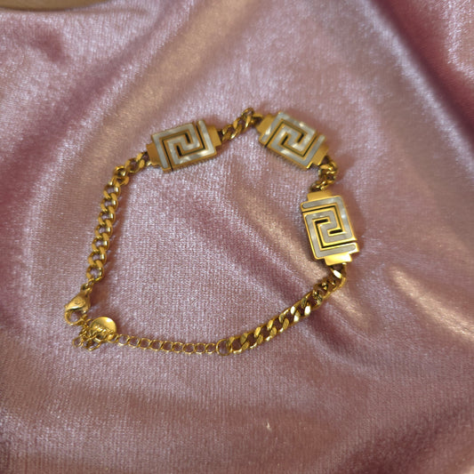 Bracelet 16