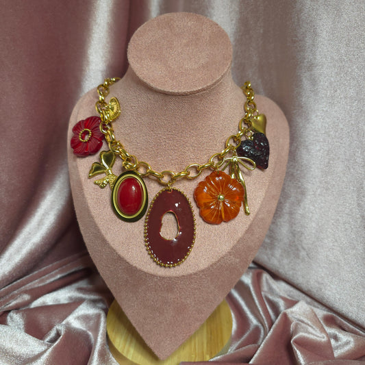 COLLIER 23