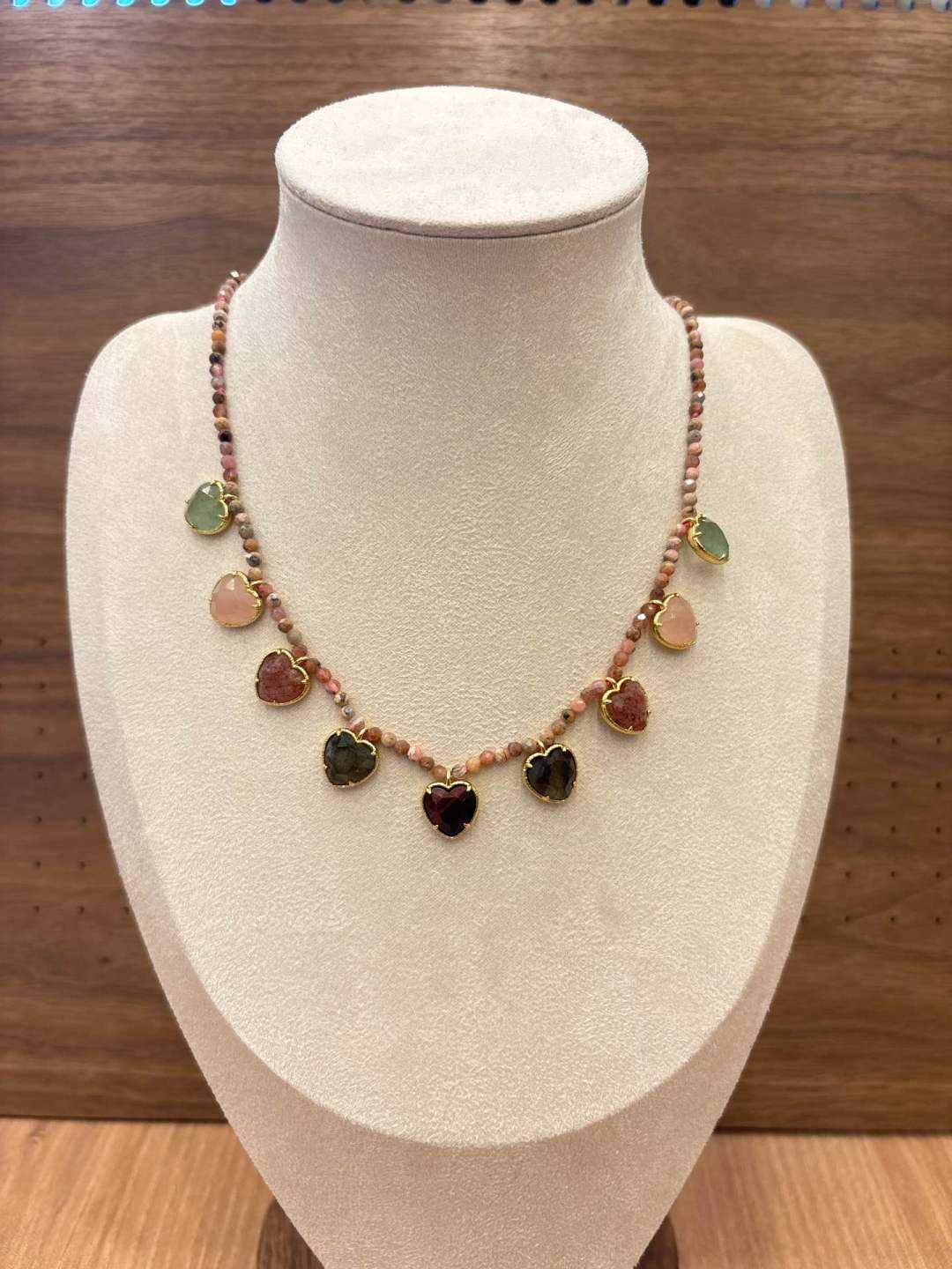 Collier HABAHA en Pierres Naturelles