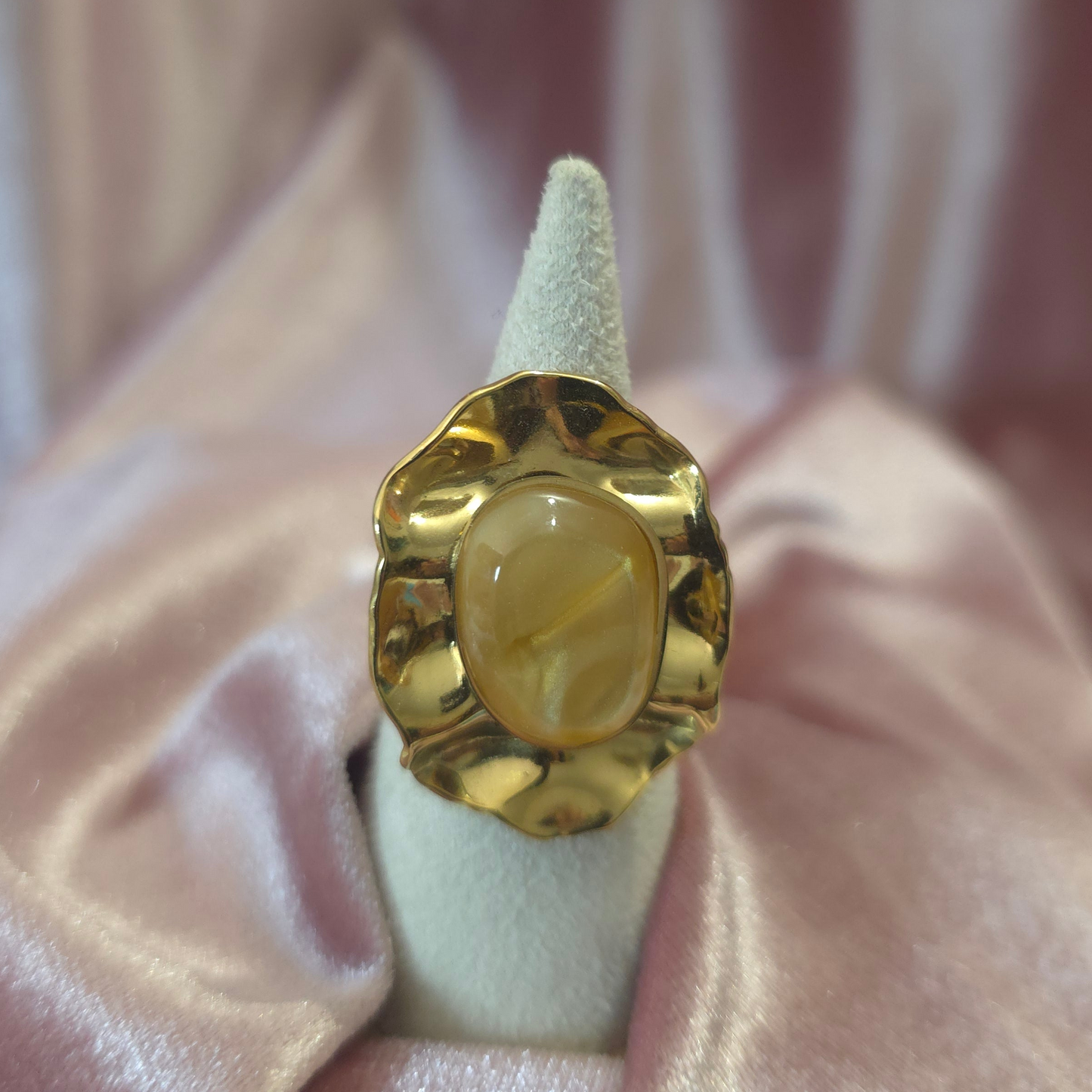 Bague dorée martelé