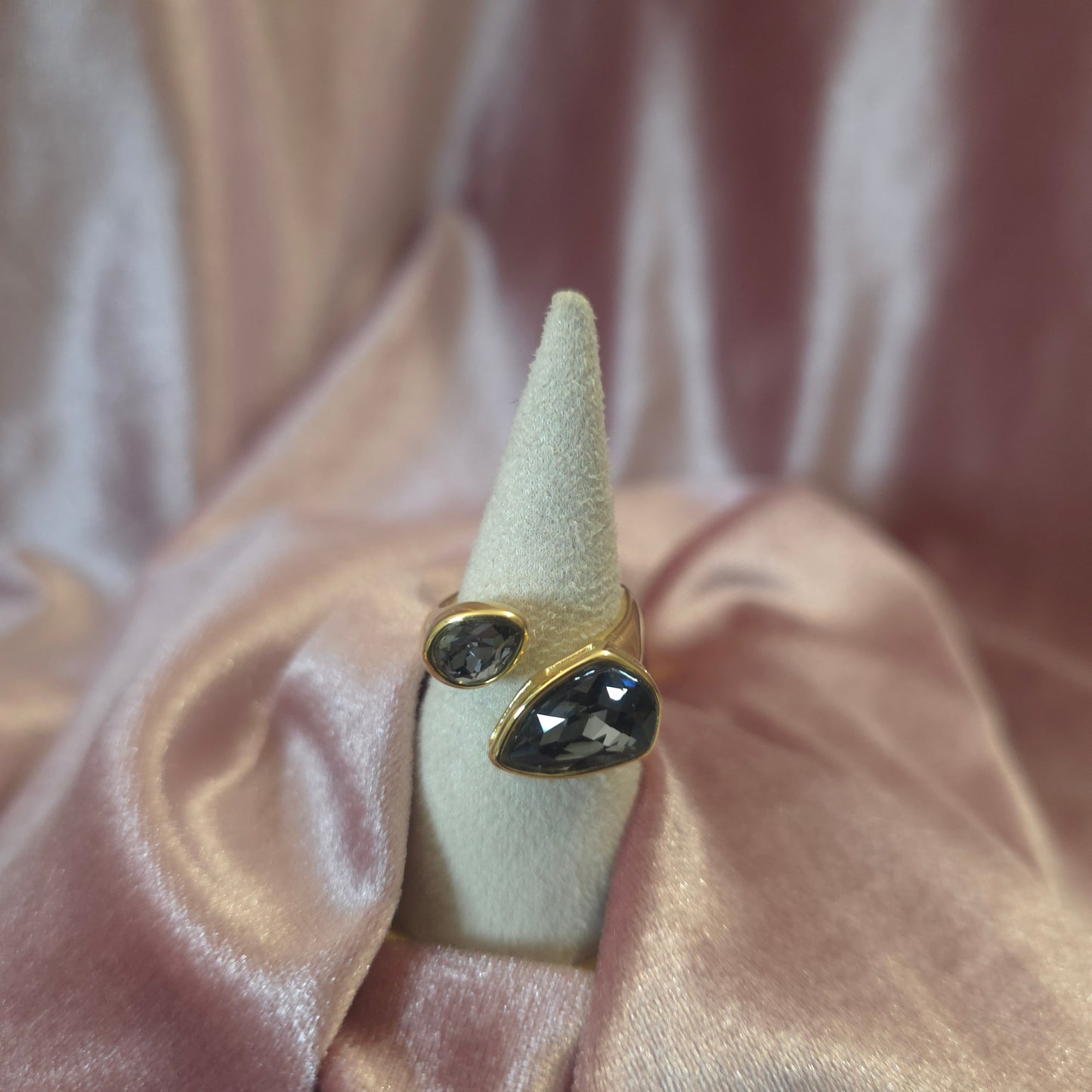 Bague 2 cristaux noir
