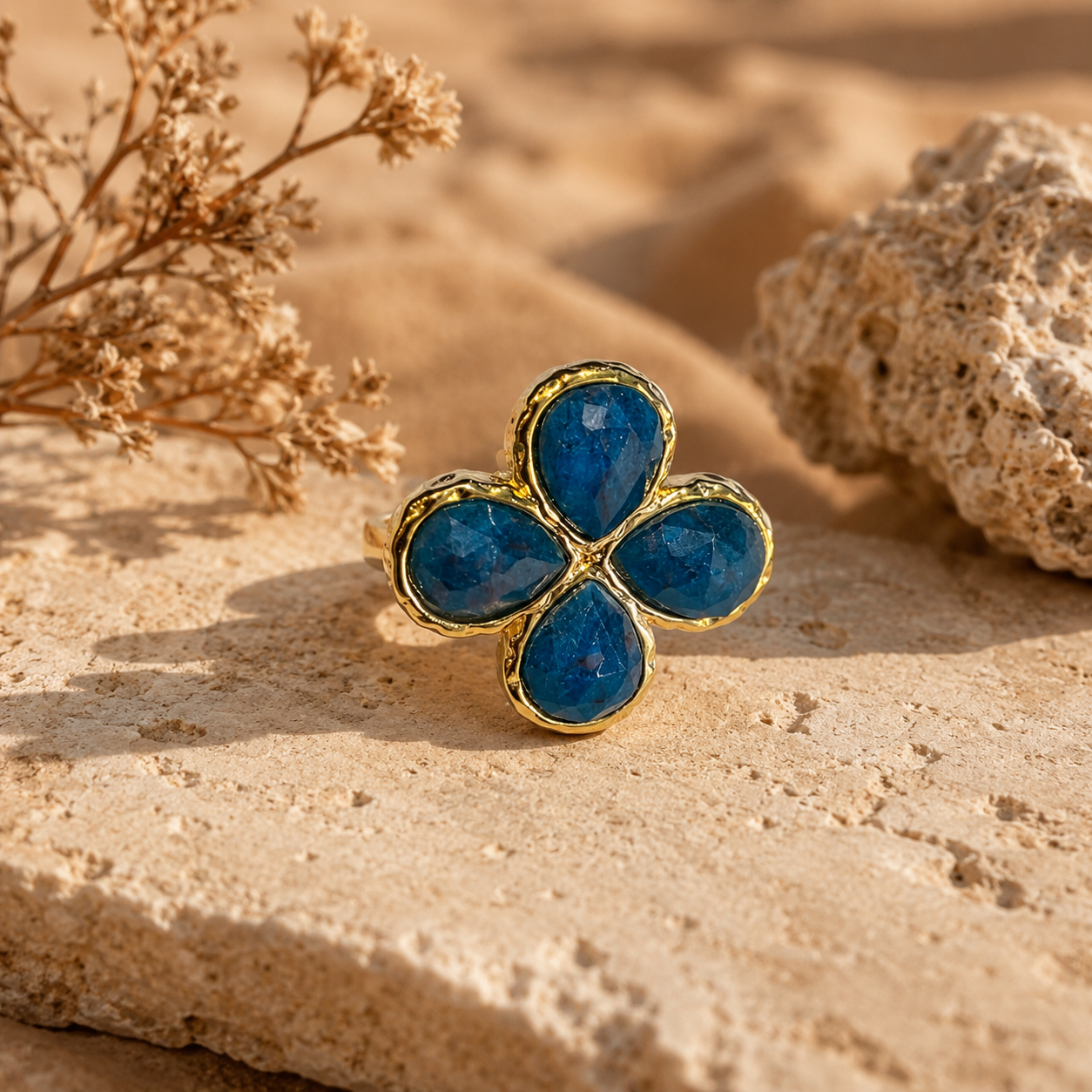 Bague 4 pétales apatite