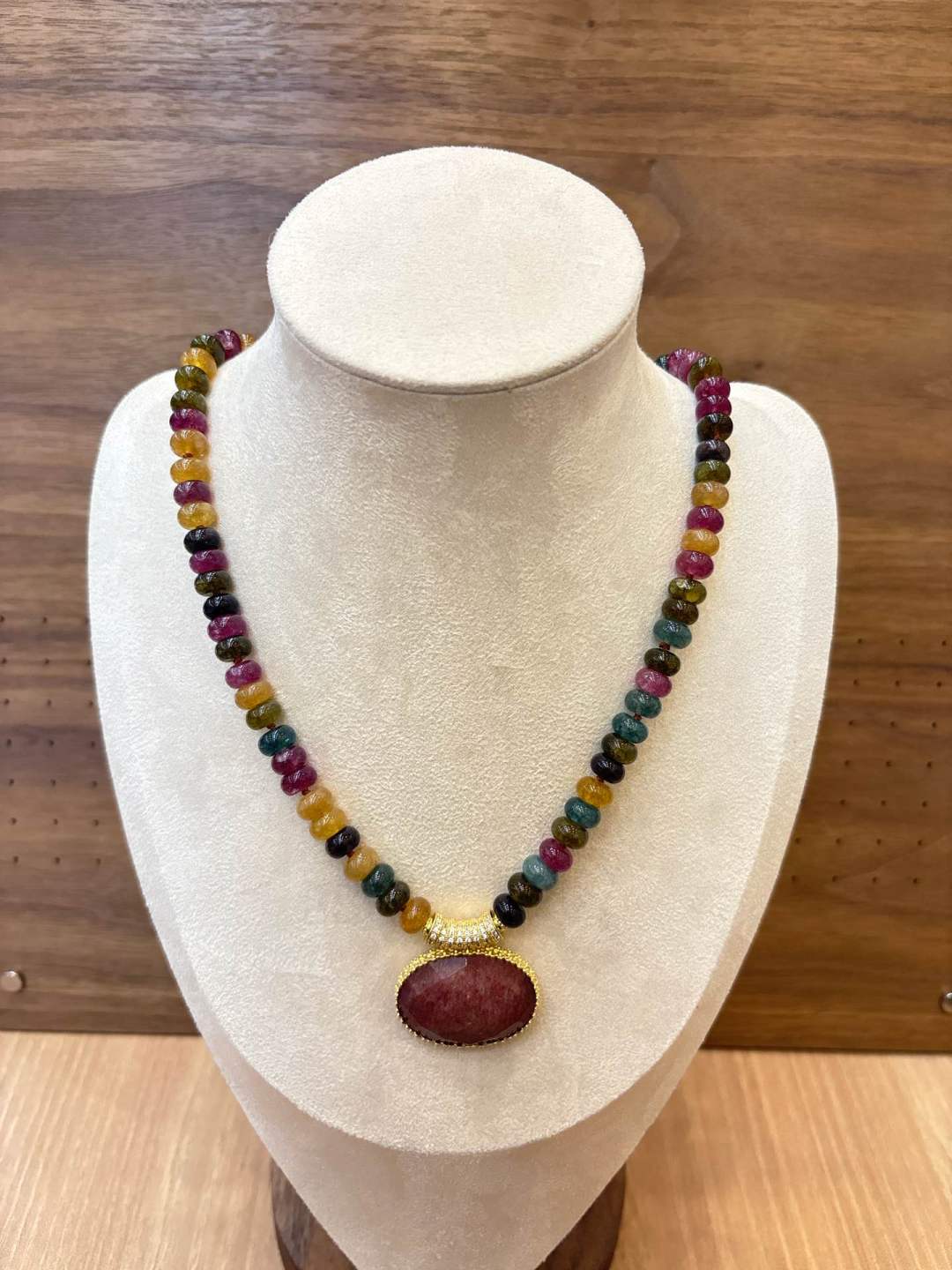 Collier HABAHA en Pierres Naturelles