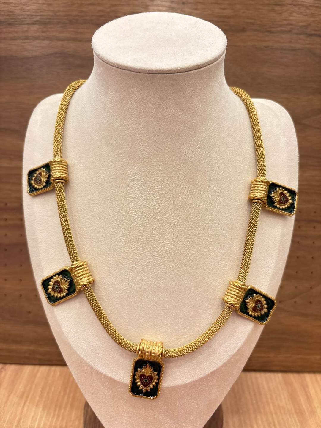 Collier HABAHA en Pierres Naturelles