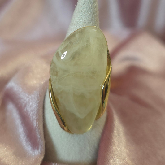 Bague allongé crème
