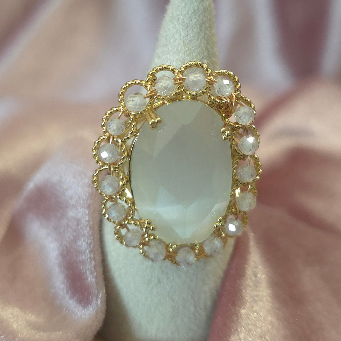Bague oeil de chat Blanche