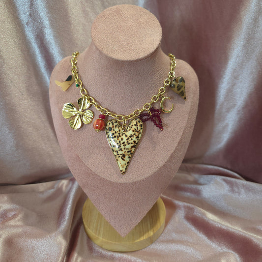 Collier 37
