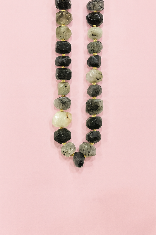 Collier noir et blanc