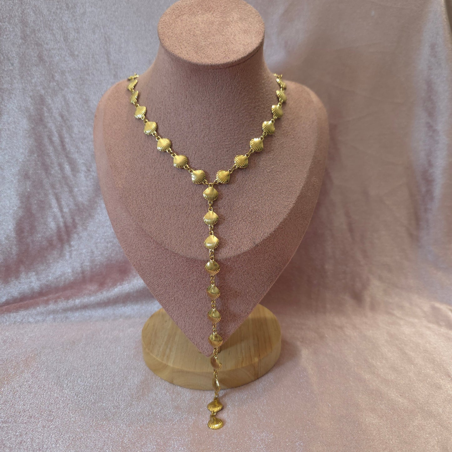Collier Y