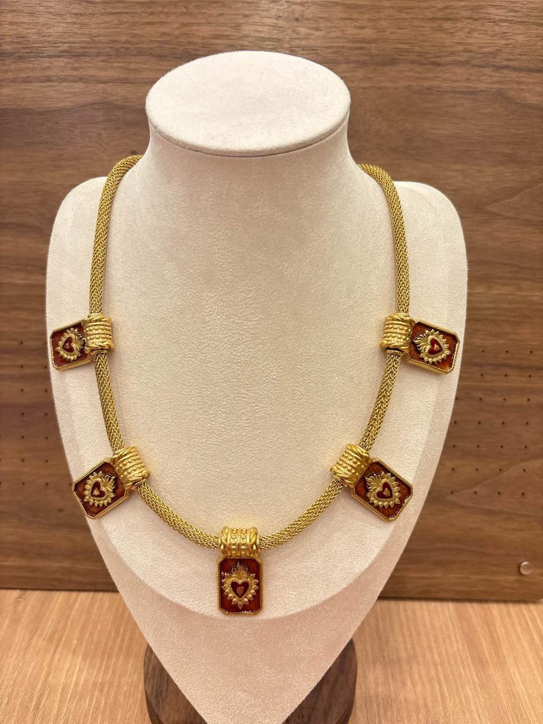 Collier HABAHA en Pierres Naturelles