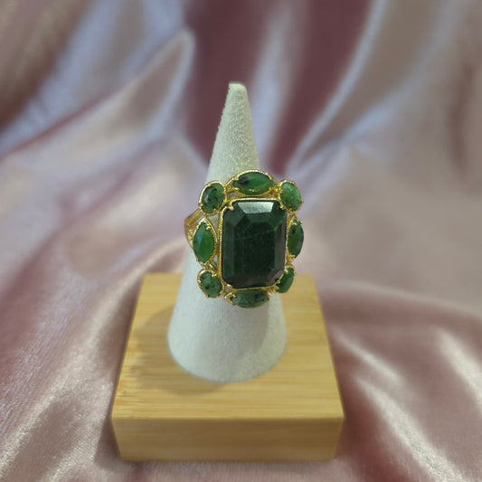 Bague carrée rubis Zoïsite