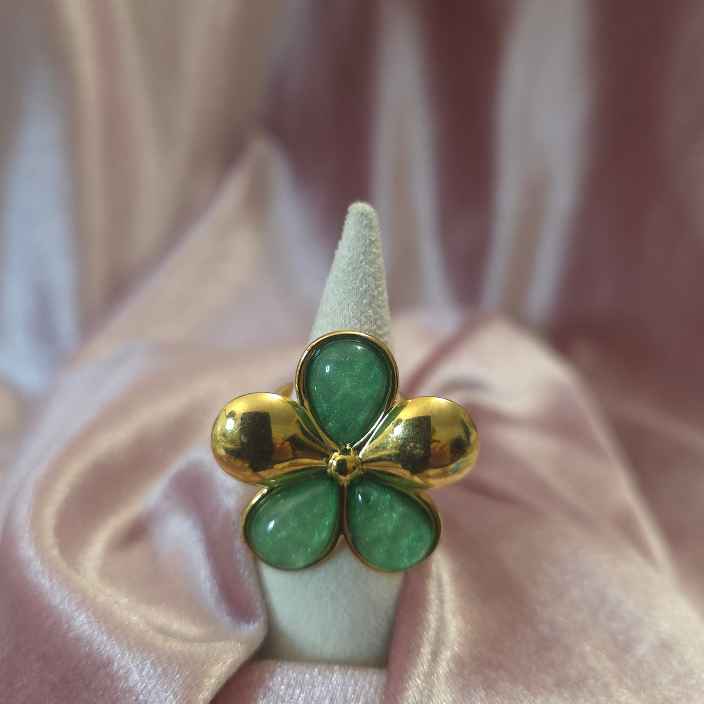 Bague fleur verte