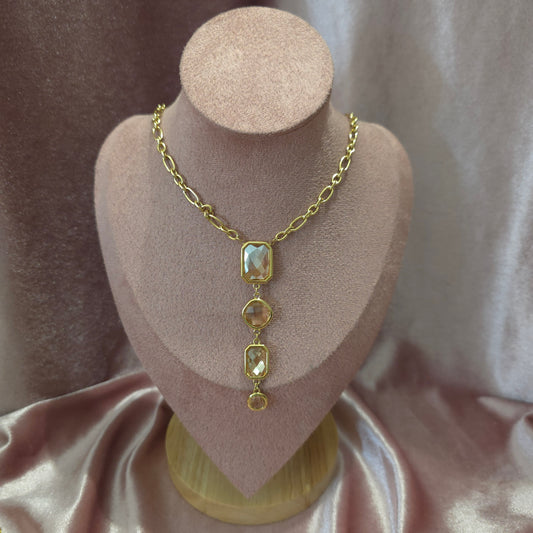 Collier 76
