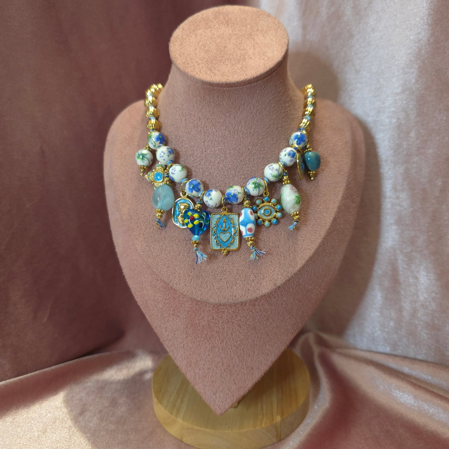 Collier 45