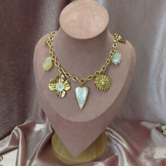 Collier 69