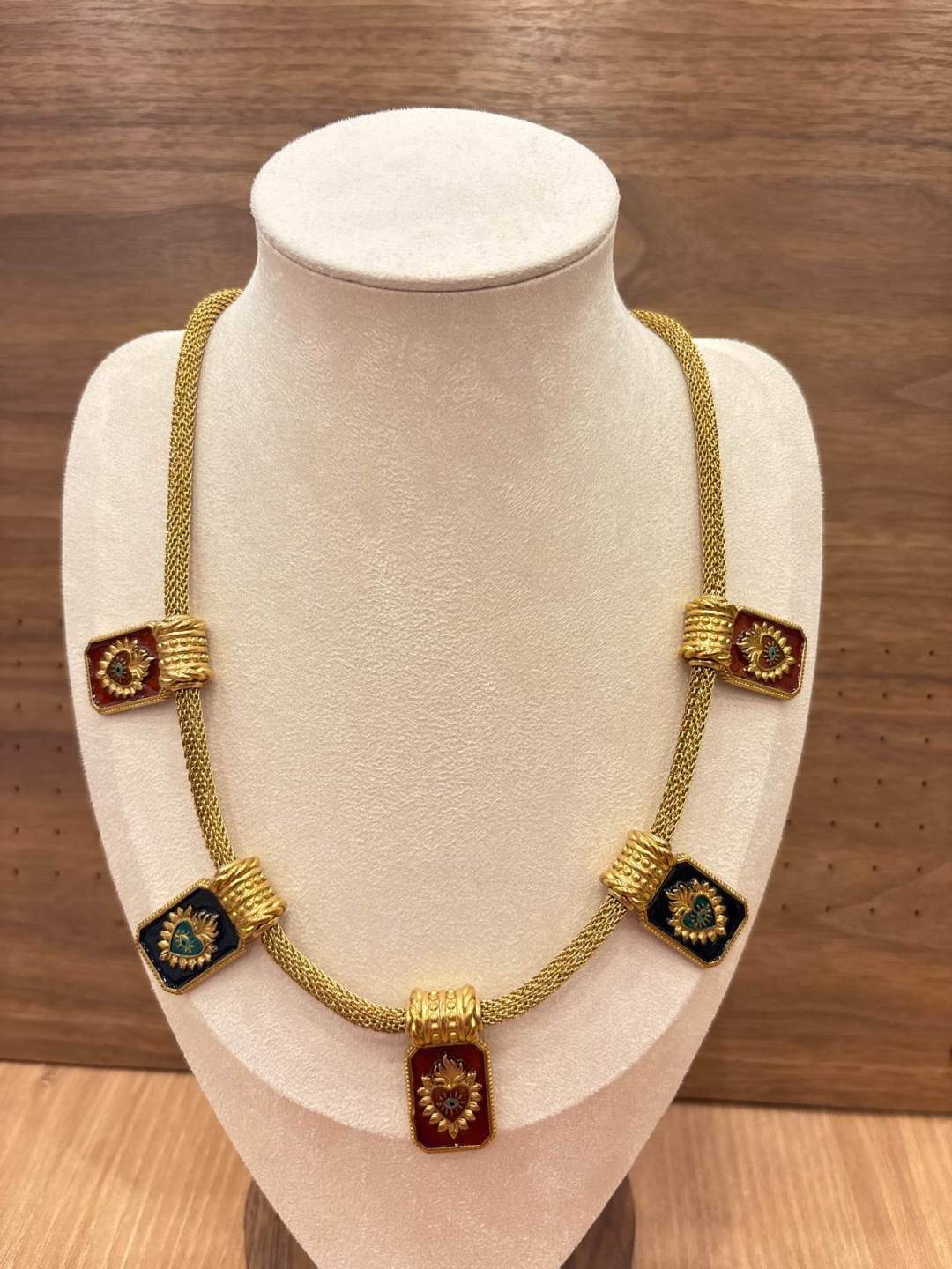 Collier HABAHA en Pierres Naturelles