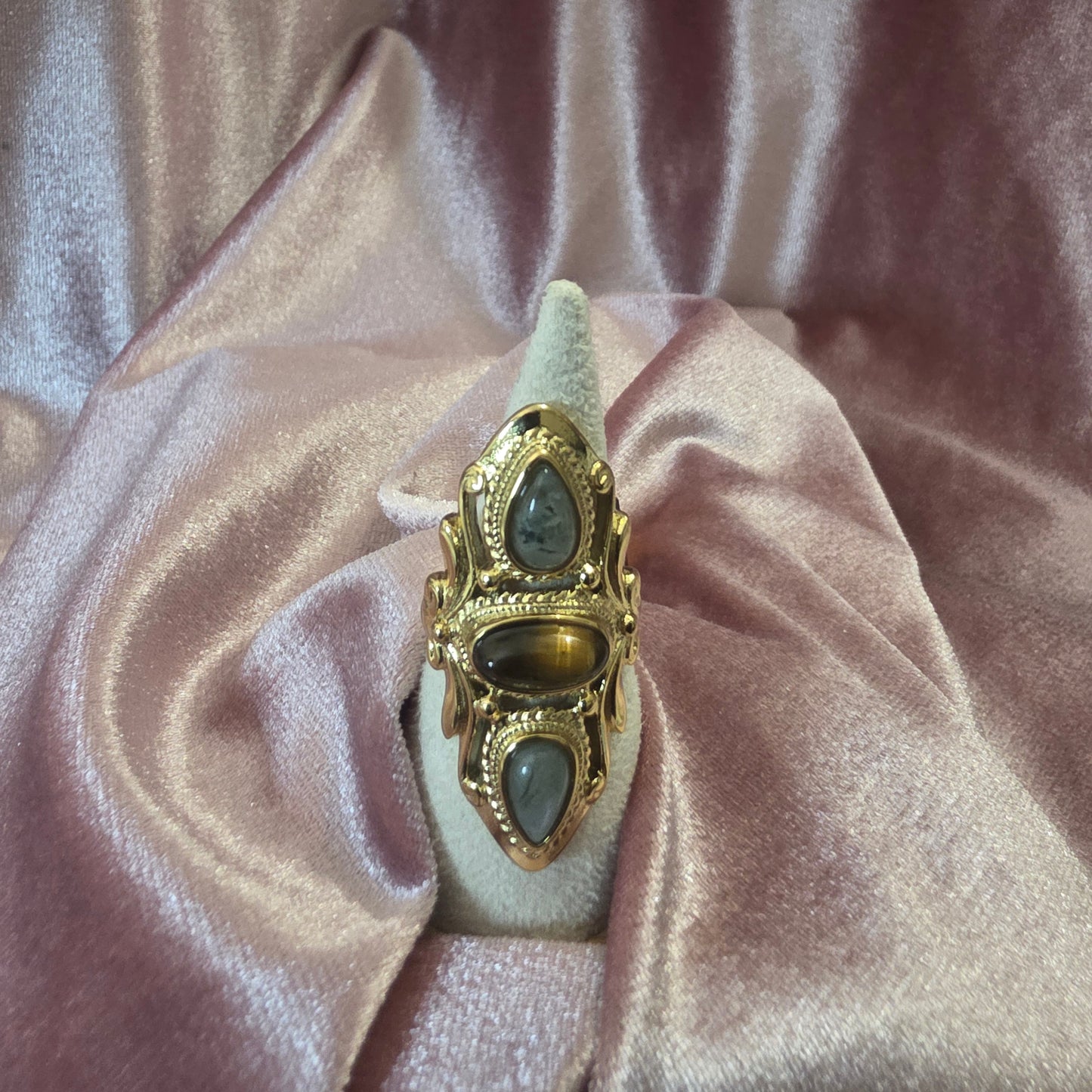 Bague longue grise