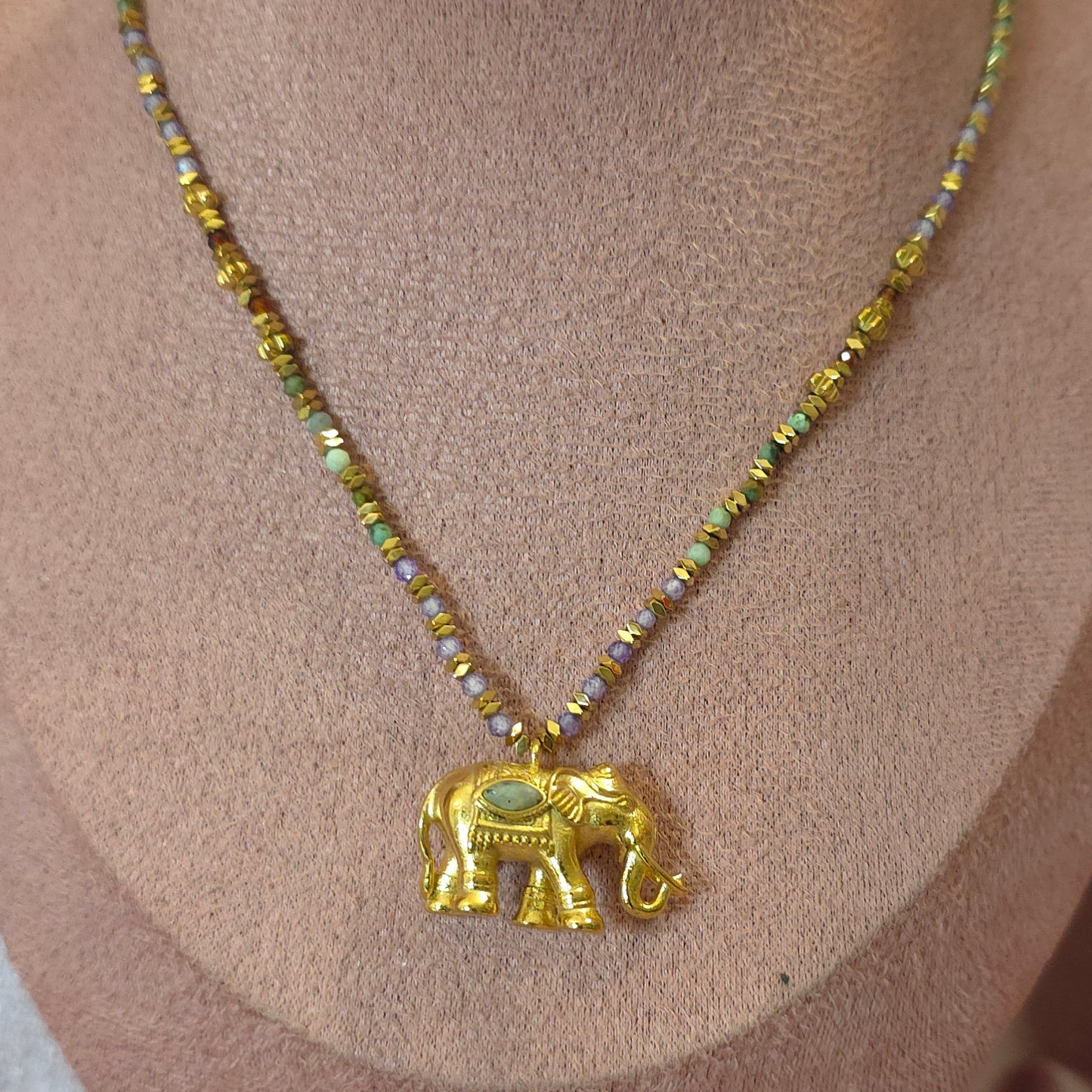 Collier Élephant Habaha