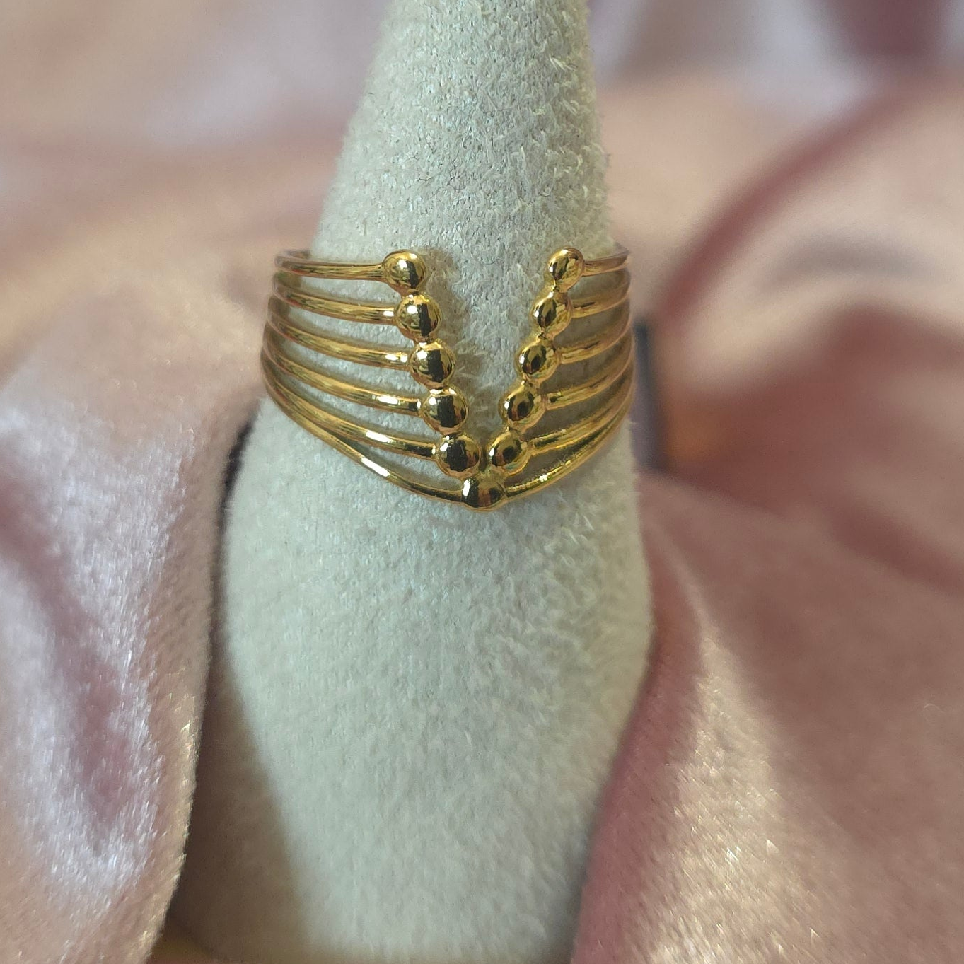 Bague V