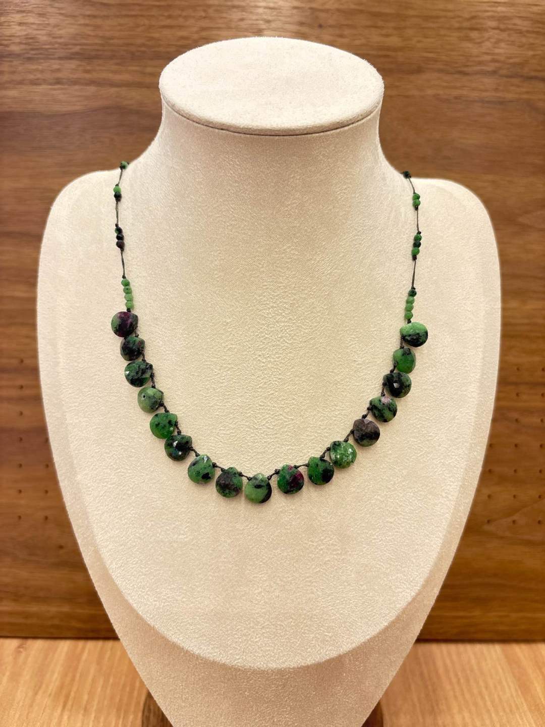 Collier HABAHA en Pierres Naturelles