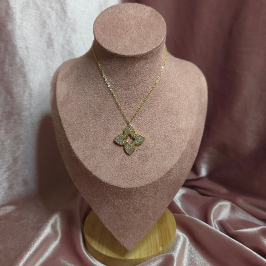 COLLIER ETOILE STRASS