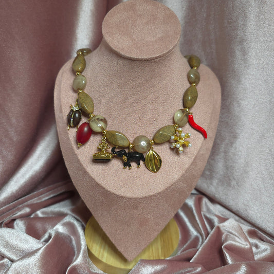 COLLIER 24