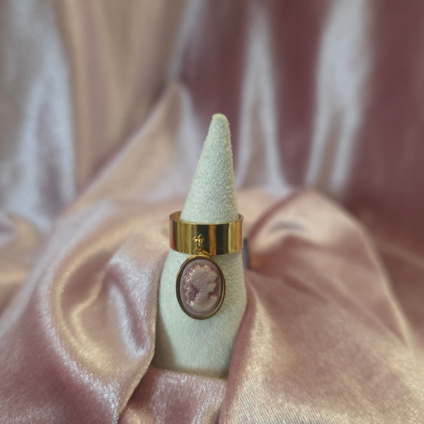 BAGUE CAMÉE ROSE