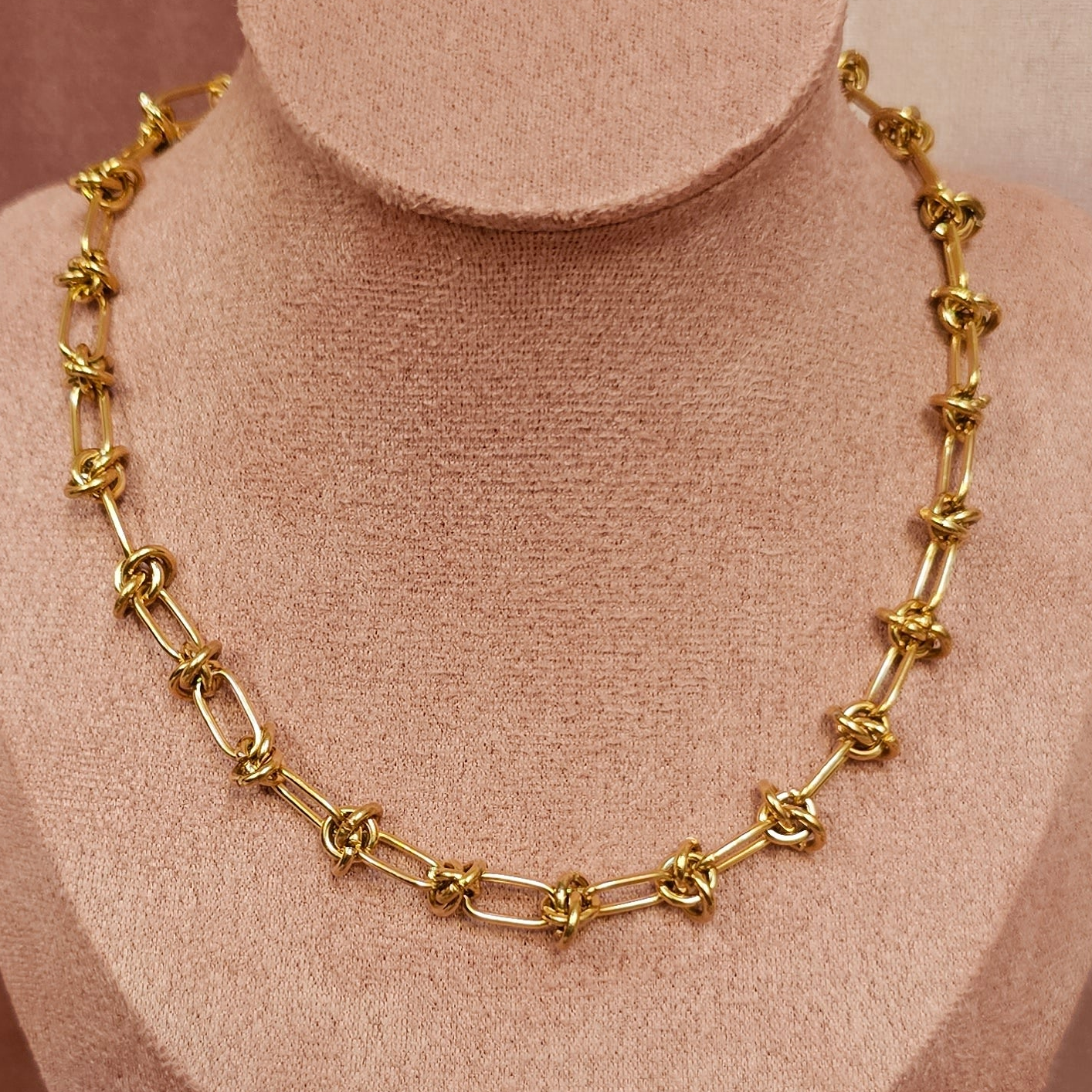 COLLIER NOEUD