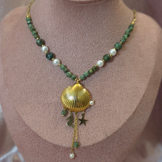 Collier coquillage vert