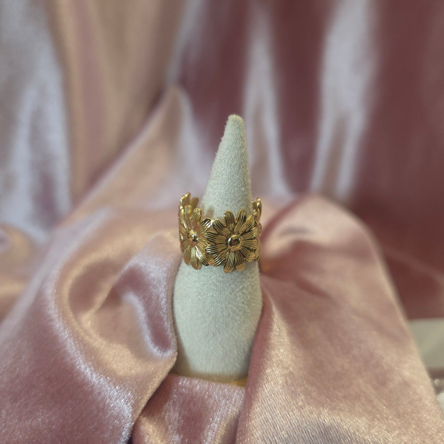 Bague fleur satine