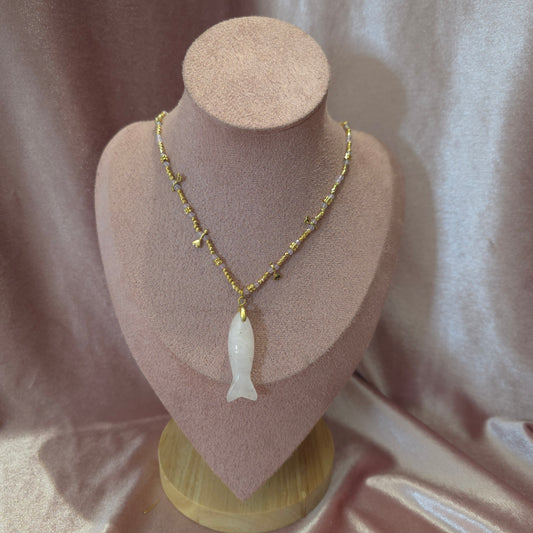 Collier 62