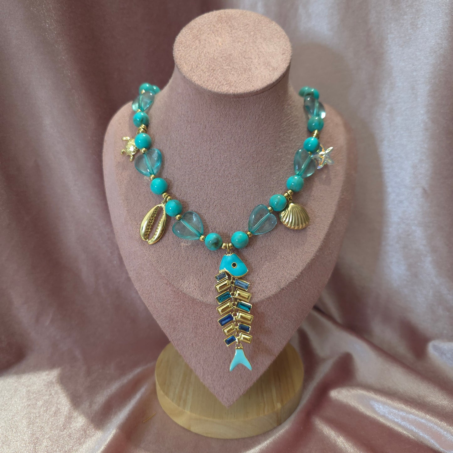 Collier 58